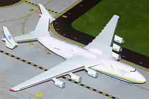 【Gemini 200】 アントノフ An-225 1:200 www.JetCollector.com: Antonov Airlines An-225 Mriya UR-82060
